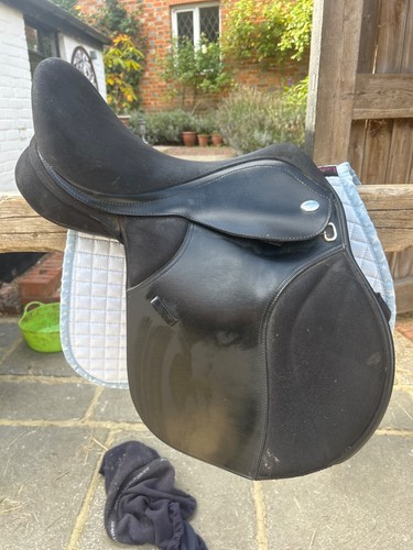 Black synthetic saddle - black, gp