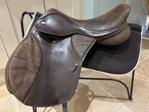 Thorowgood pony club - 16.5”,