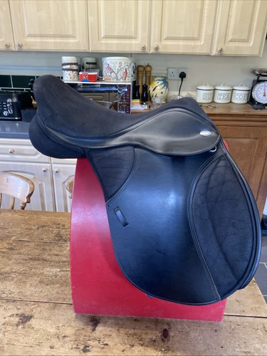 Thorowgood black saddle - thorowgood, t4