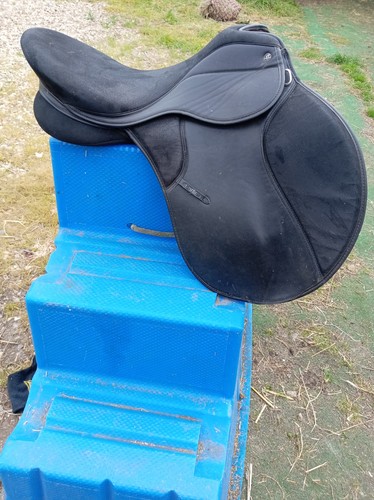 Thorowgood synthetic saddle - thorowgood,
