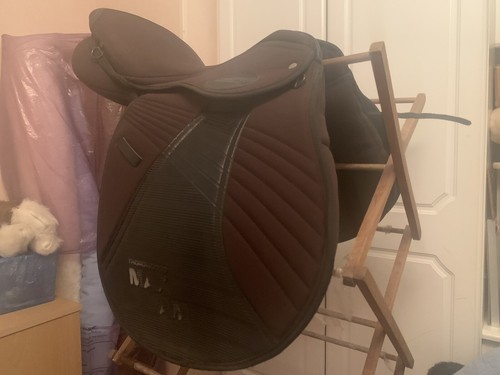 Thorowgood saddle 17 - , 17"